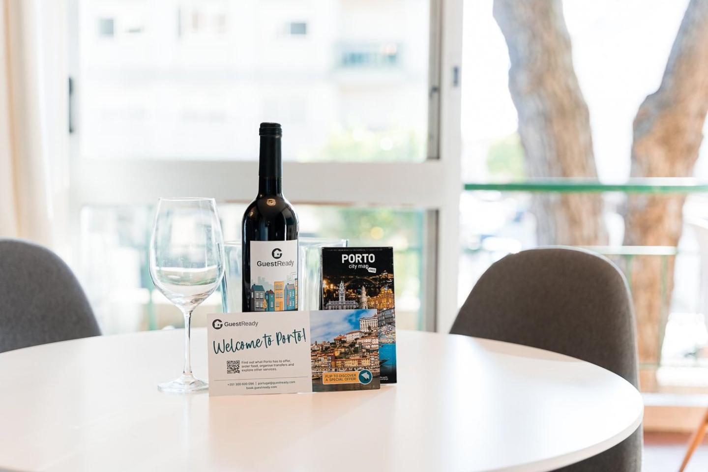 Appartamento Guestready - Shades Of Blue With Balcony OOporto Esterno foto