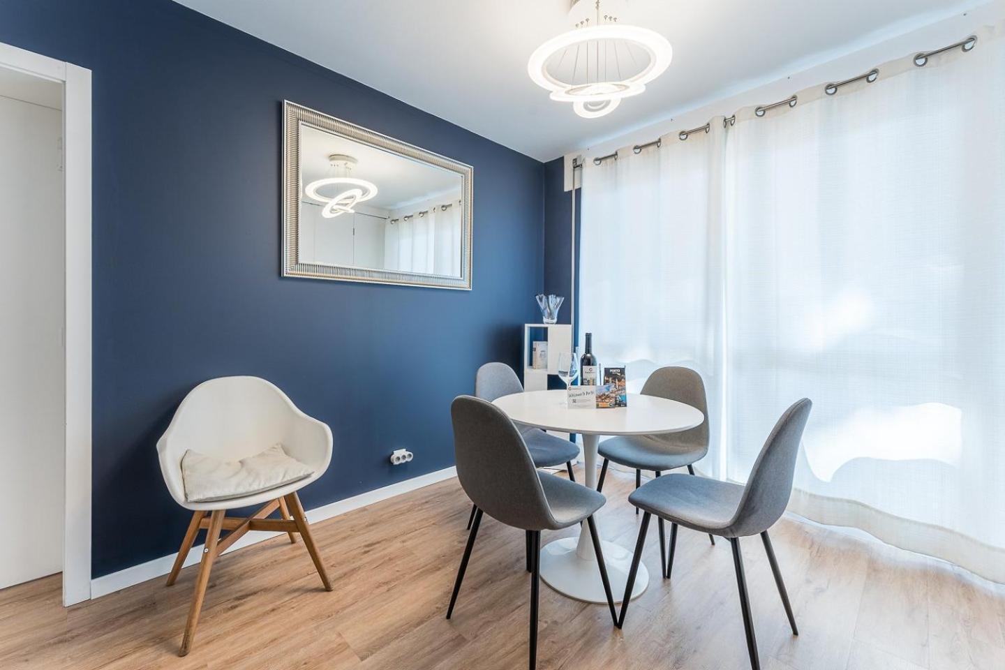 Appartamento Guestready - Shades Of Blue With Balcony OOporto Esterno foto